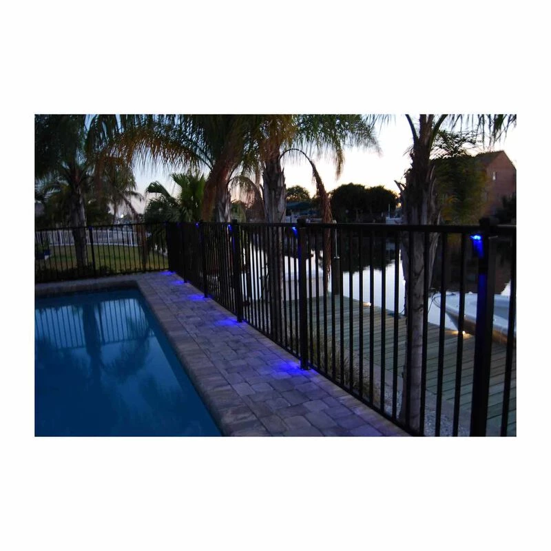 TAYLOR MADE Solar LED 3-Color Piling Dock Light 2 TAYLOR MADE Solar LED 3-Color Piling Dock Light - Image 2
