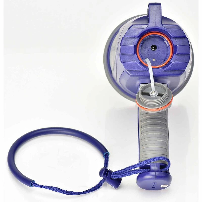 WEST MARINE Waterproof 650 Lumen Rechargeable LED Spotlight 3 WEST MARINE Waterproof 650 Lumen Rechargeable LED Spotlight - Image 3